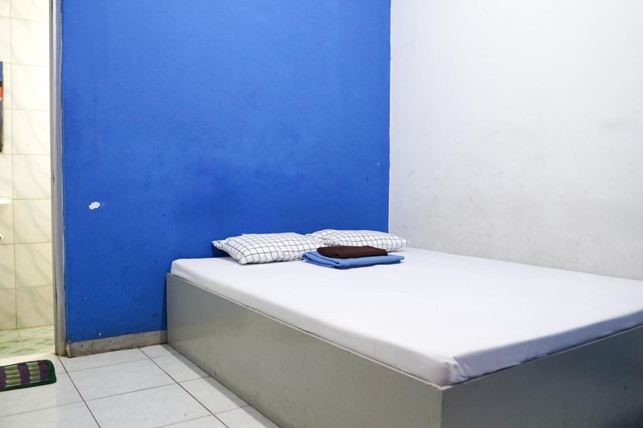 Cosmo Tanjung Duren Mitra Reddoorz Jakarta Ngoại thất bức ảnh