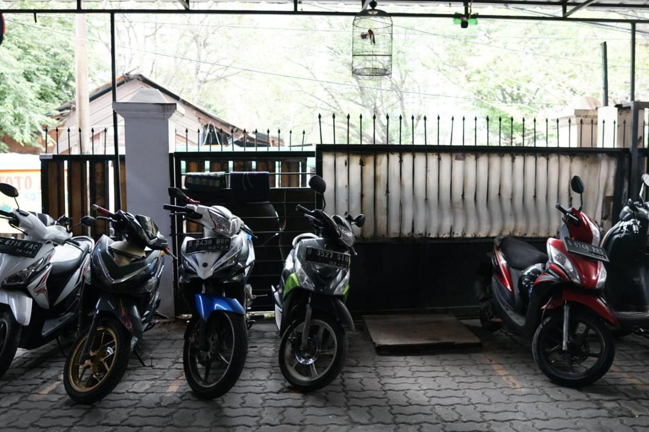 Cosmo Tanjung Duren Mitra Reddoorz Jakarta Ngoại thất bức ảnh
