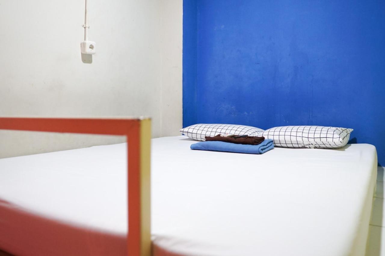 Cosmo Tanjung Duren Mitra Reddoorz Jakarta Ngoại thất bức ảnh