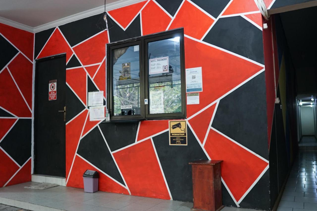 Cosmo Tanjung Duren Mitra Reddoorz Jakarta Ngoại thất bức ảnh