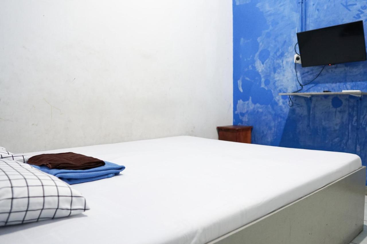 Cosmo Tanjung Duren Mitra Reddoorz Jakarta Ngoại thất bức ảnh