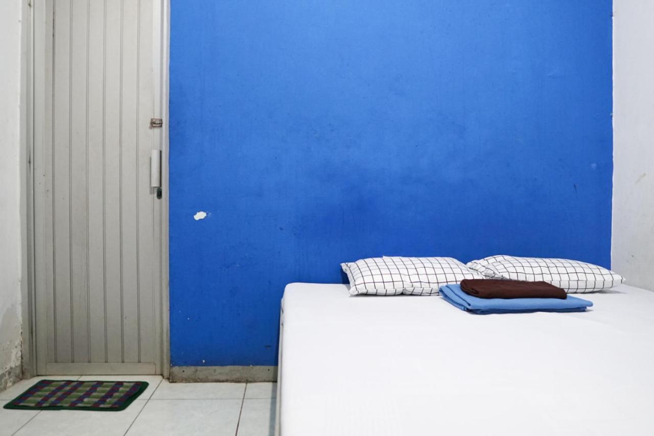 Cosmo Tanjung Duren Mitra Reddoorz Jakarta Ngoại thất bức ảnh